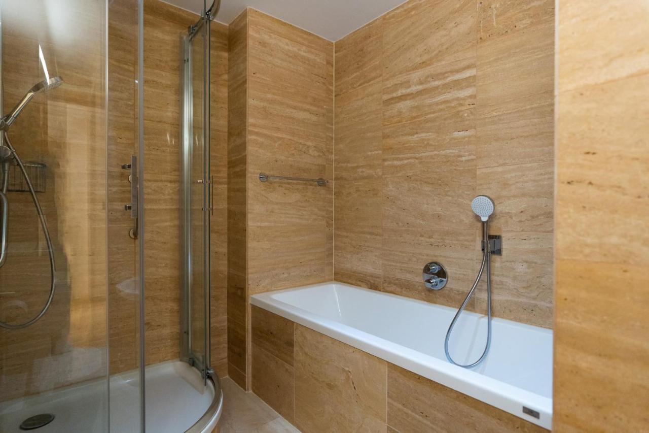 Seaside Serenity Oasis - High Floor - Stunning Views Gibraltar Exterior photo